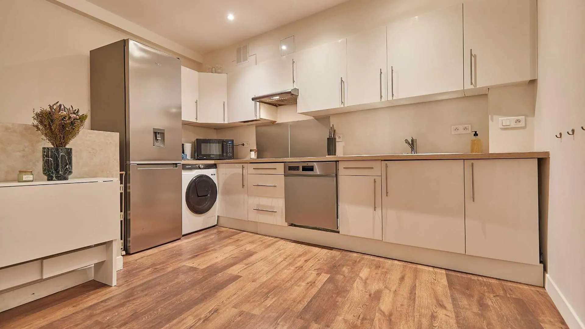 Classy Apartment 2Bd-4P - Eiffel Tower Paris